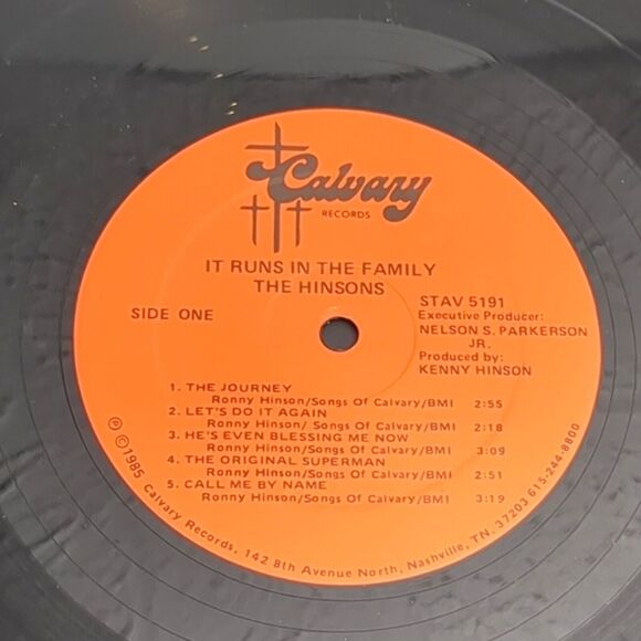 The Hinsons It Runs In The Family Album LP, Calvary records, STAV-5191 - Picture 4 of 8